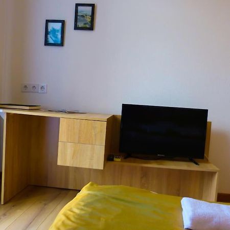 Live-Inn Stunning Apartment On Azneft Sq With President Palace & Old City Views Баку Екстер'єр фото