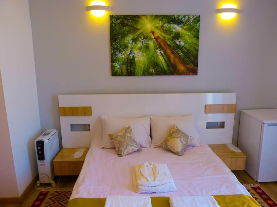 Live-Inn Stunning Apartment On Azneft Sq With President Palace & Old City Views Баку Екстер'єр фото